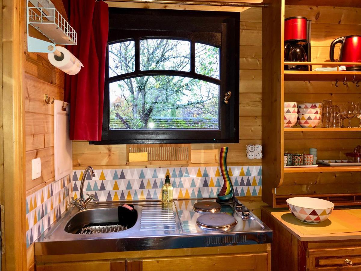 Millygite Roulotte - 4 Seasons Chalet-On-Wheels Exterior photo